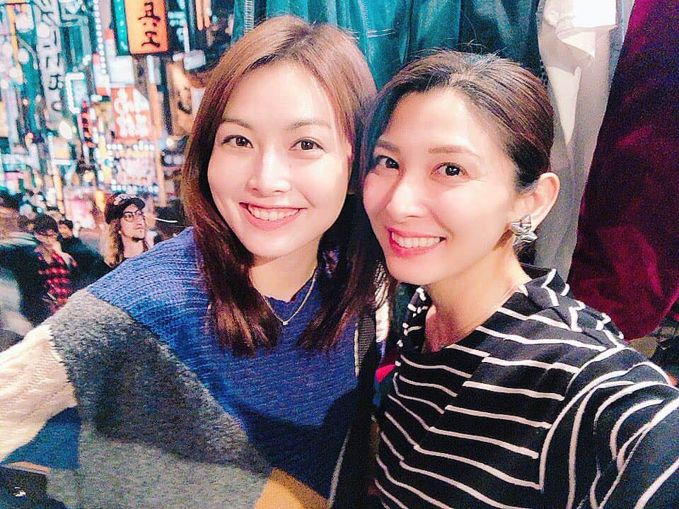 佐藤めぐみさんのインスタグラム写真 - (佐藤めぐみInstagram)「さお♡ #中村沙織#一児の母でありデザイナー。脱帽🧐#laymee #2019#spring#展示会#私が着ているセーターもレイミーです🎵#ふふふ」11月2日 22時19分 - meguuuuusuke