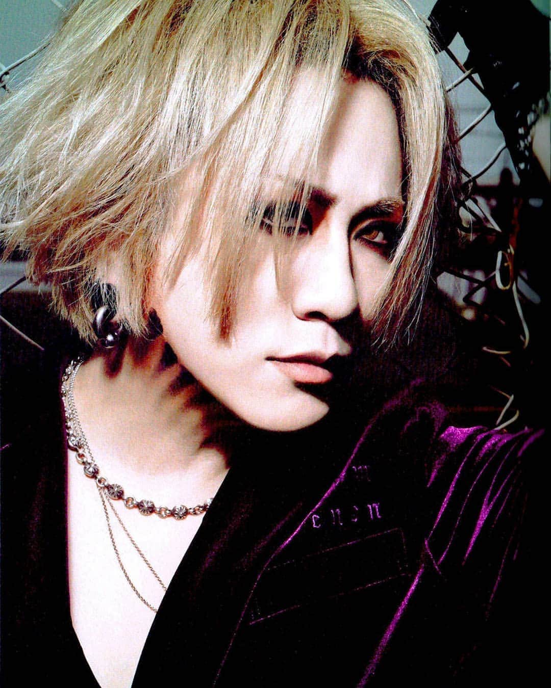 the GazettEのインスタグラム：「Ruki #takanorimatsumoto #松本たかのり #jmusic #vkei #jrock #2018 #new #newpic #tokyo #japan #pscompany #ruki #reita #aoi #uruha #kai #japanrock #instagood #band #follow #ru」
