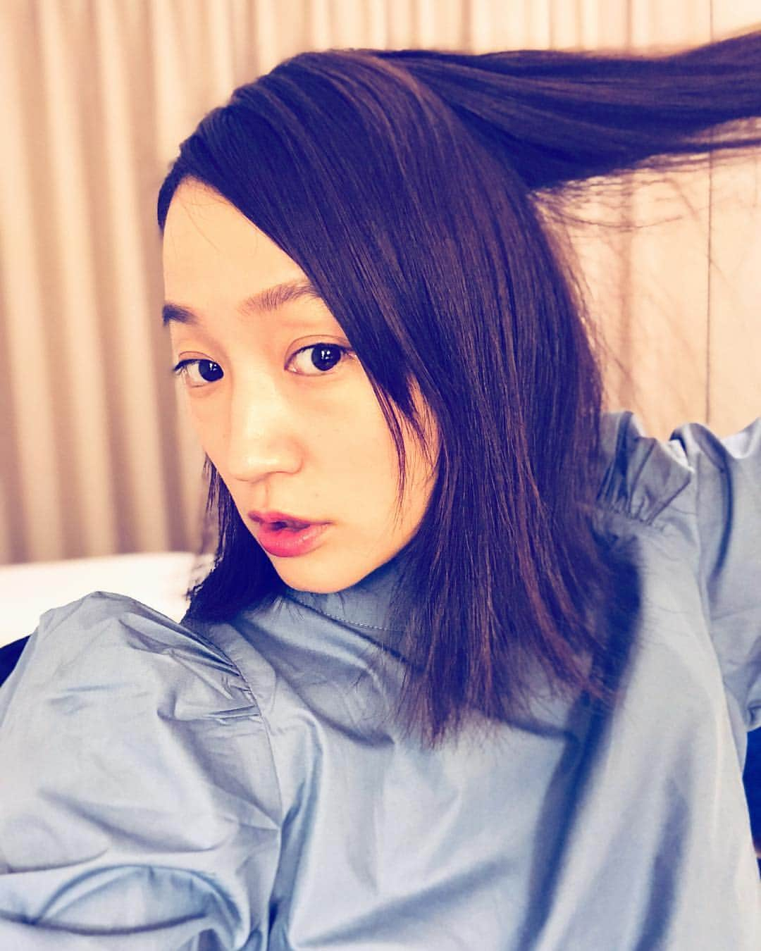 安藤裕子さんのインスタグラム写真 - (安藤裕子Instagram)「メイクしたのよー。 後ほど5時から心斎橋のHMVで君を待つ🙋‍♀️ #安藤裕子 #DVD発売記念 #大阪」11月4日 15時58分 - yuko_ando