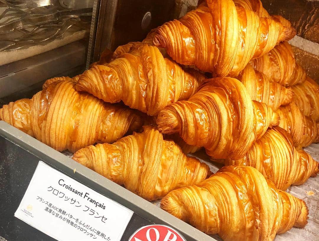 阿部優貴子さんのインスタグラム写真 - (阿部優貴子Instagram)「パリのようなパン屋さん🥐 朝活☕️ 素敵な日曜日を💕  #maisonlandemainetokyo」11月4日 10時55分 - abe_yuki94