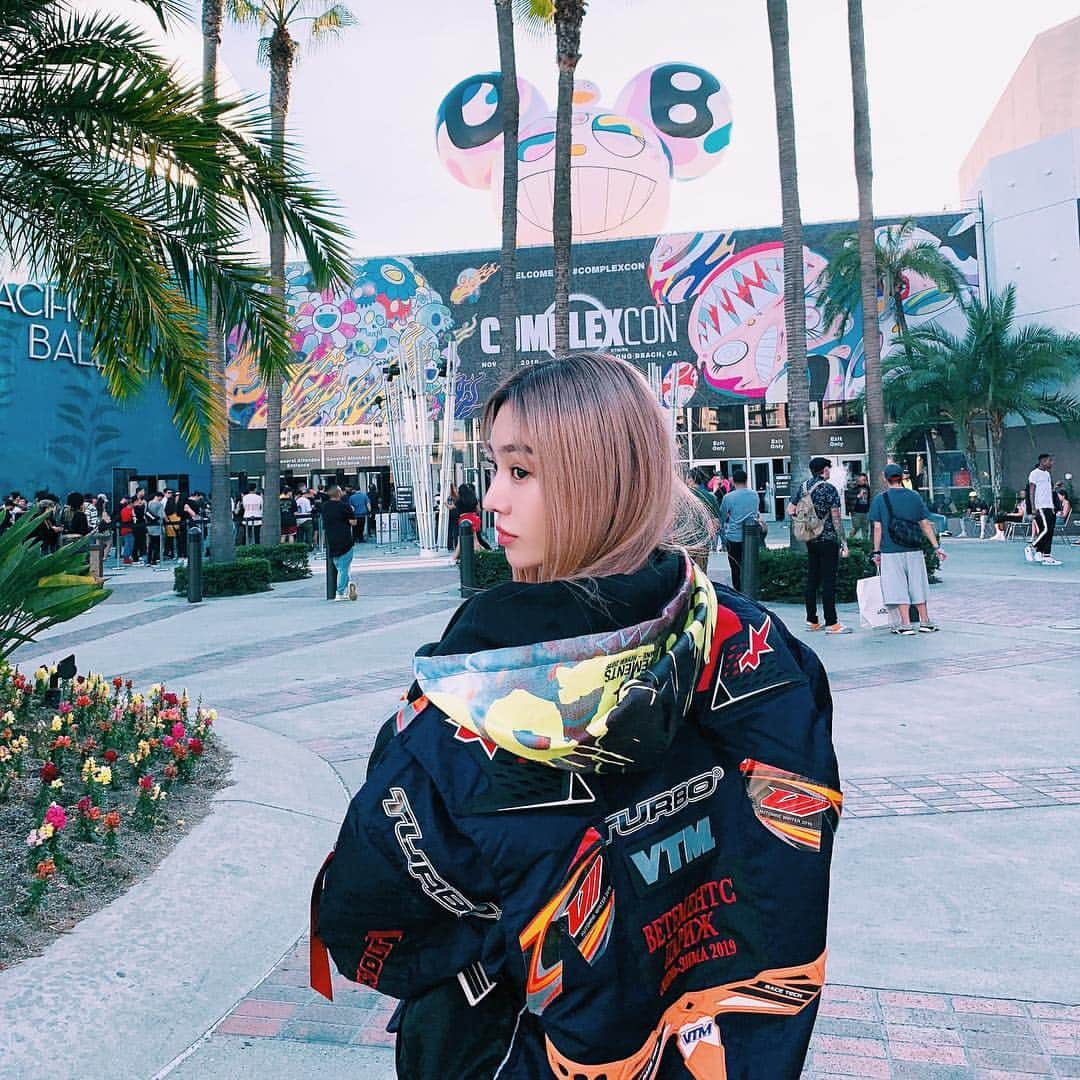 megbabyさんのインスタグラム写真 - (megbabyInstagram)「😍🌈🌼 @complexcon @takashipom 👏🏻👏🏻👏🏻👏🏻」11月4日 13時16分 - _megbaby_