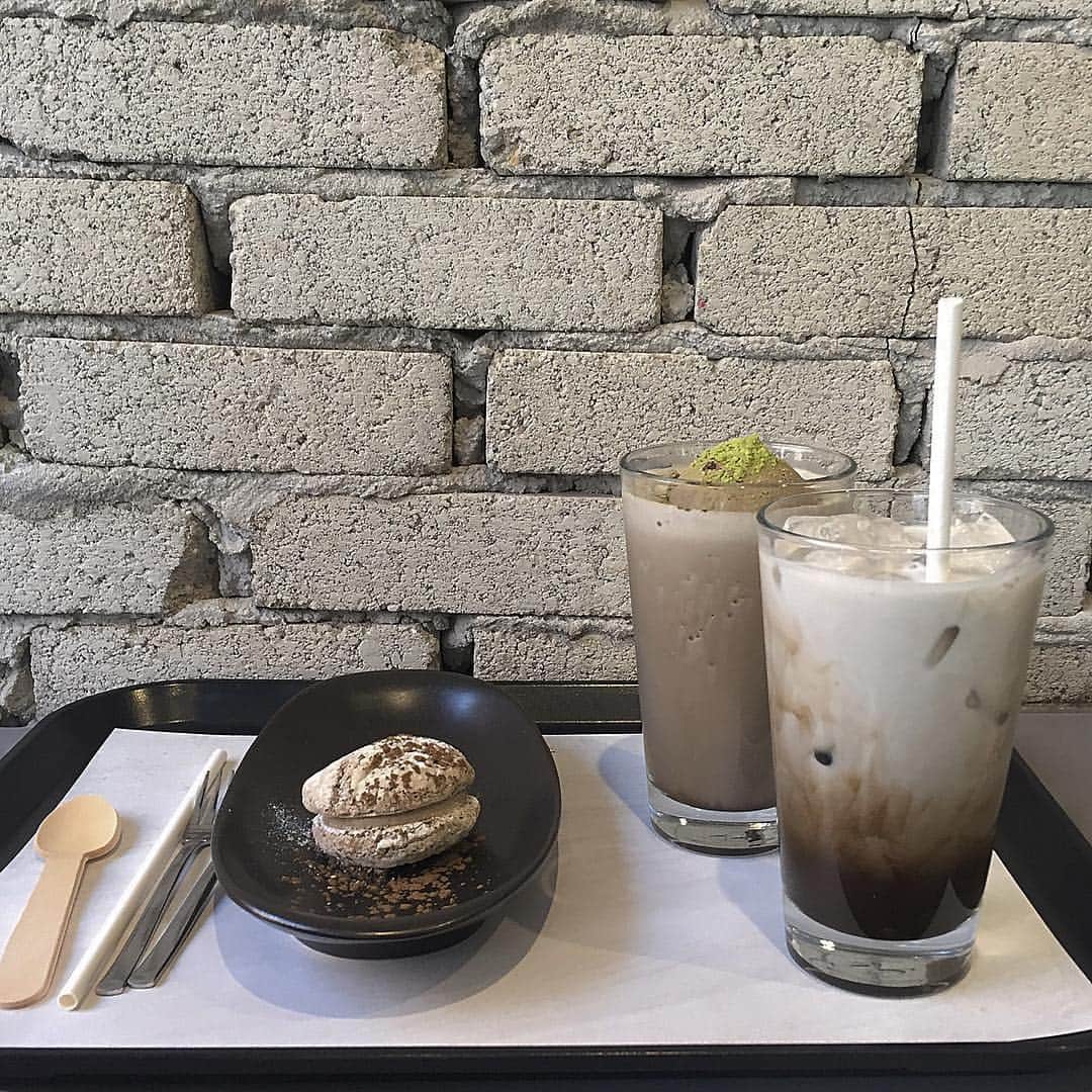 前田亜美のインスタグラム：「. . 韓国の和カフェ。. . . お茶メインの飲み物やスイーツばかりだった。. . . 店員さんめちゃくちゃ優しかったよー. . #弘大カフェ #弘大 #韓国旅行」