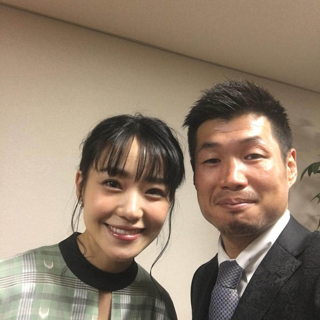 長谷川穂積さんのインスタグラム写真 - (長谷川穂積Instagram)「元カノにあった 素敵すぎた 過去を全部忘れるぐらい素敵 気持ちを半分も伝えれない僕はまだまだ青い #奈緒 さん  #半分、青い #JRA京都 #半分、青い見てたことちゃんと伝えたかったな #未来の名女優さん」11月4日 22時56分 - hozumi_hasegawa