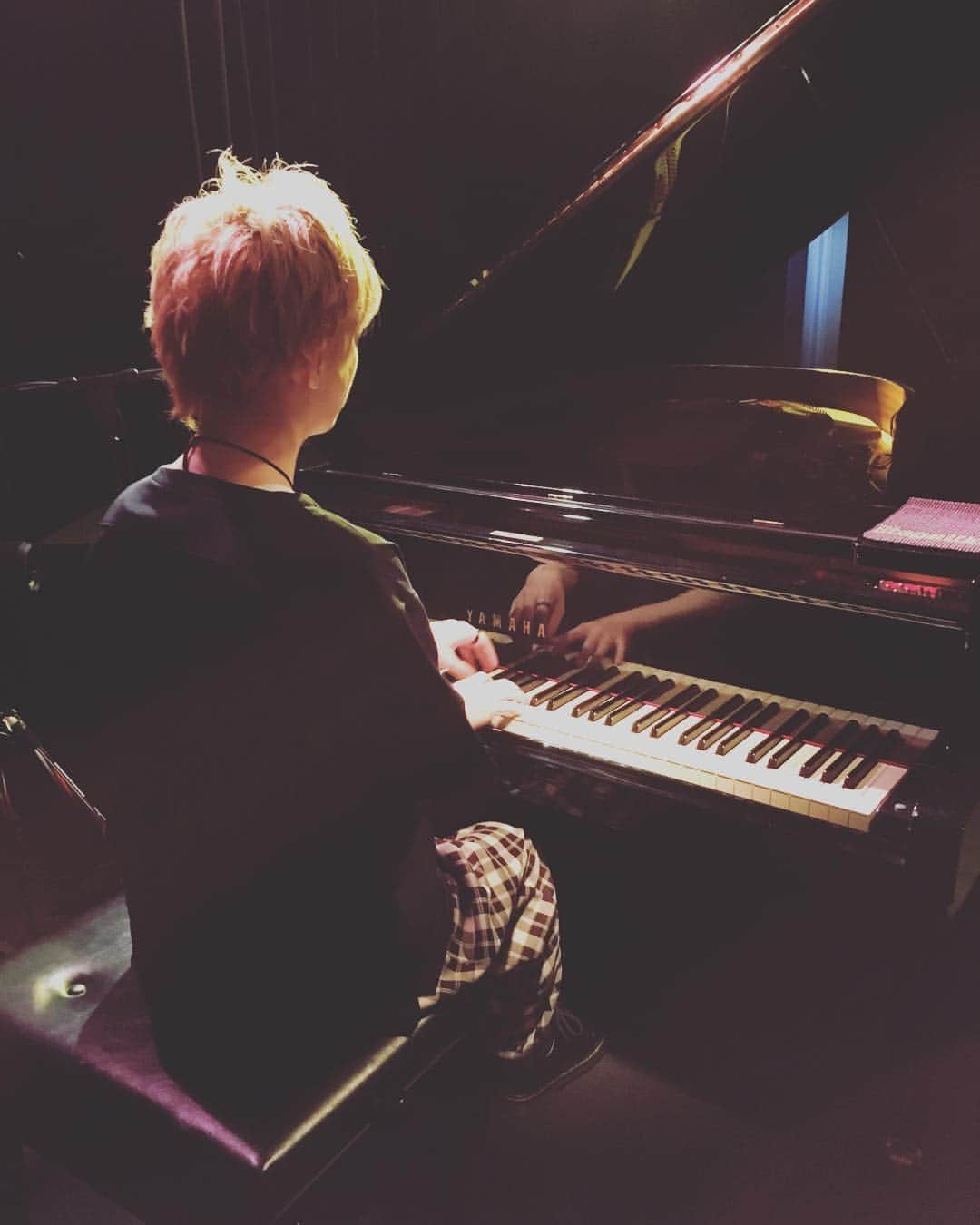 miroのインスタグラム：「福岡両部ばり楽しかったです！！🎹🍜😇」