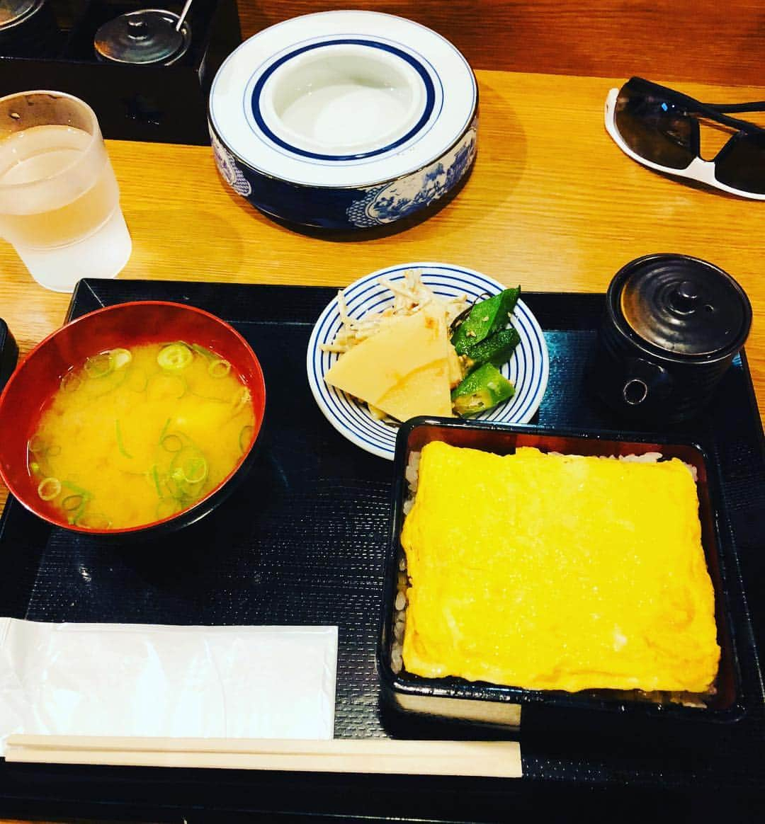 金村義明さんのインスタグラム写真 - (金村義明Instagram)「#ランチ＃卵&蒲焼き#うな重」11月5日 15時00分 - yoshiaki_kanemura