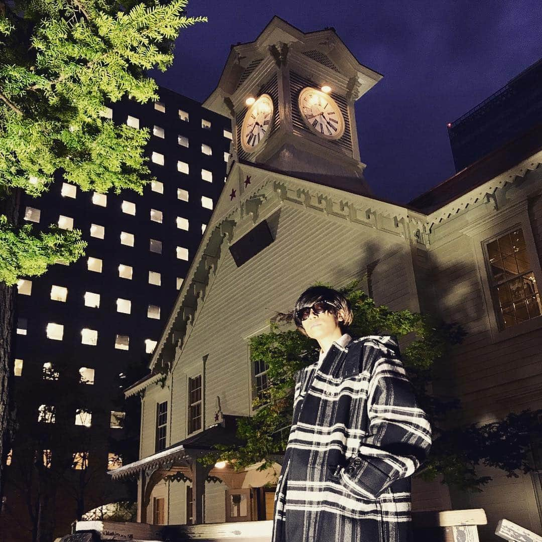 [ALEXANDROS]さんのインスタグラム写真 - ([ALEXANDROS]Instagram)「【札幌キャンペーン】 まもなく！ ラジオ生放送二本立て、お聞き逃しなく！！ ・AIR-G'「LUV TRACKS」※17時台生出演 ・FM NORTH WAVE「XROSS JAM」※18時台生出演  #ラブトラックス #クロジャム」11月5日 16時44分 - alexandros_official_insta