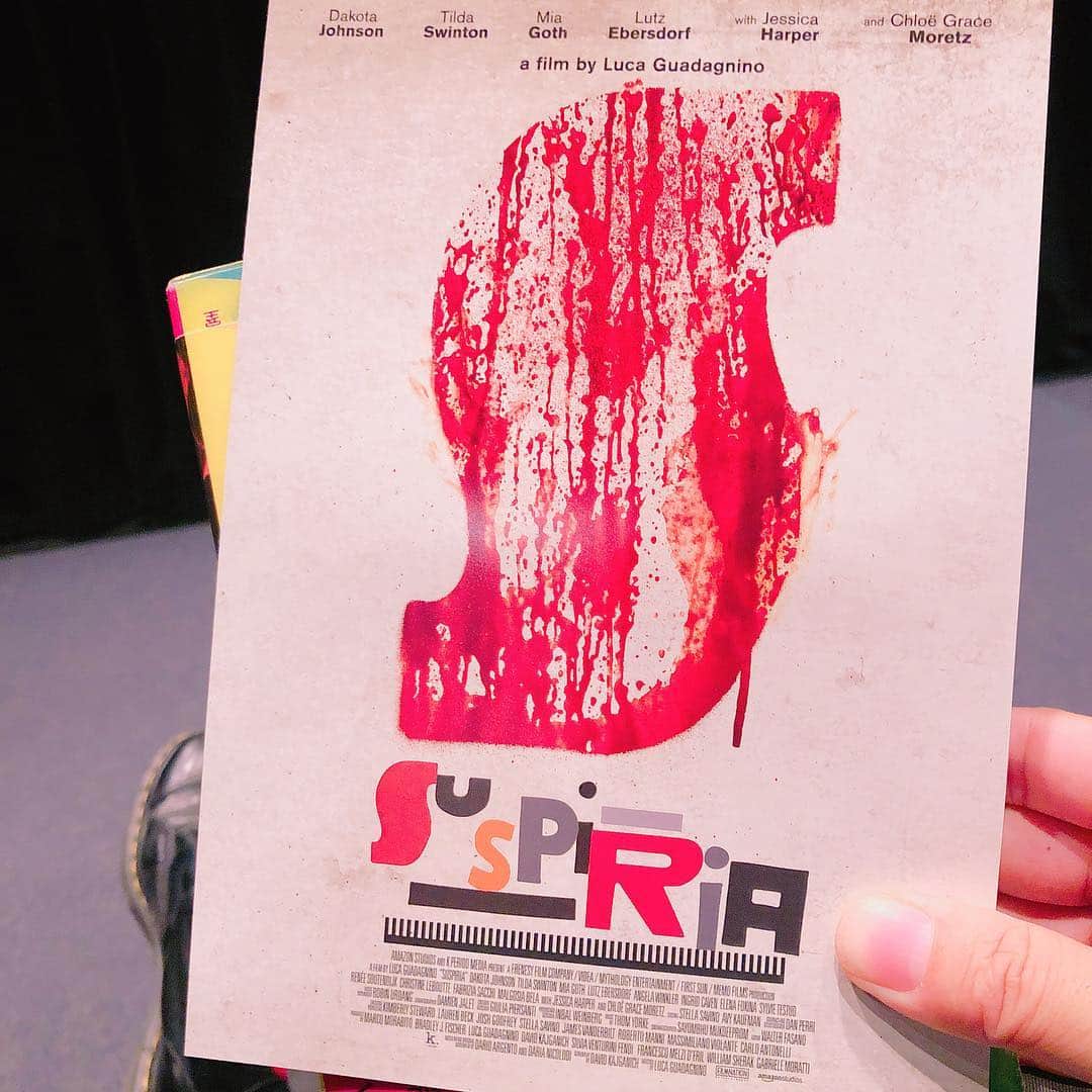 のインスタグラム：「#suspiria 素晴らしい！ 21世紀のリメイクとしてこれ以上のはないのではないか。でも2時間半もかけてこんなにしっかり話やってもわかんないんだから、1時間半で理解するなんて無理ってことやな」