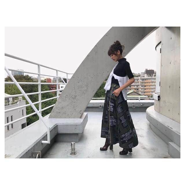 石川恋さんのインスタグラム写真 - (石川恋Instagram)「現在発売中の"My TV Style."表紙やらせていただきました☺️🌈ぜひチェックしてください✨ 衣装が可愛くてお気に入り💜#mytvstyle」11月5日 21時53分 - ren_ishikawa