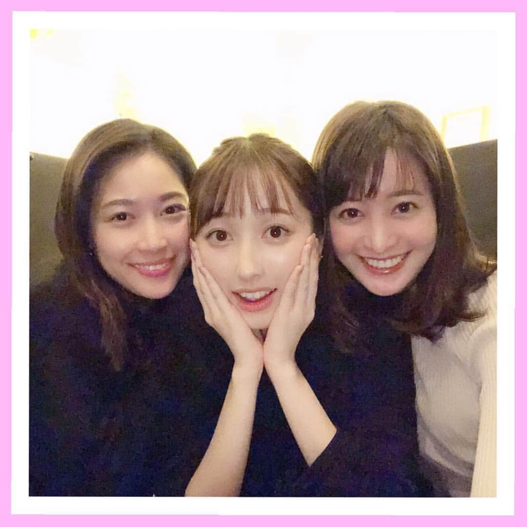 團遥香さんのインスタグラム写真 - (團遥香Instagram)「みてみてっ、 両手に花〜🌷💛🌷幸せ顔♡ 昨日の夜は楽しかったなー 後呂ちゃんと熊ちゃん🐻 #二人とも年下に思えない  #なんだろう #この落ち着きは  #頑張ります」12月1日 9時41分 - haruka_dan_official