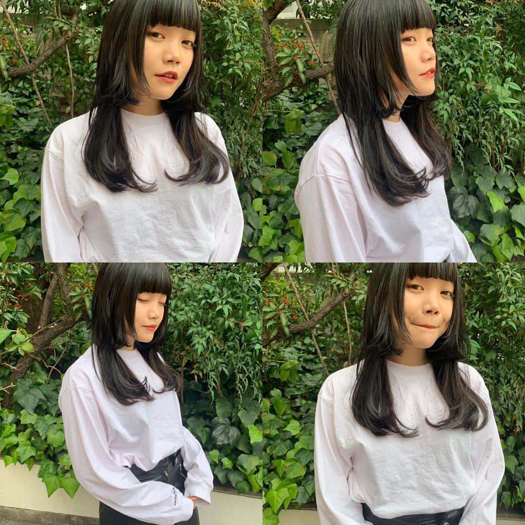 高橋有紀のインスタグラム：「#セントチヒロチッチ  サイドをバツっ切って毛先はグレーにしました❤︎ チッチかわいい。会うとわくわくする人。 #Lysa_yuki #BiSH #チッチ」