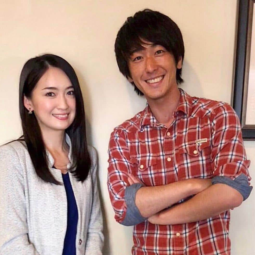 花岡維生のインスタグラム：「青木さん☺️🌟 @shuheiaoki594  私も主人もヘアメンテをいつも青木さんにお願いしています‼︎ カラーとカットをしていただいて、サラツヤ髪に生き返りました😭✨笑 いつもありがとうございます🙏❤︎ @montblanchair  #haircolor  #haircut  #hairstyle  #ヘアスタイル  #ヘアカラー #ヘアメンテ #サンディエゴ #sandiego」