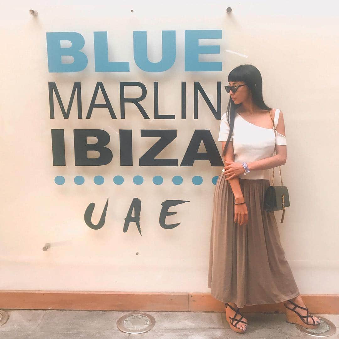 Ai（虫賀愛）さんのインスタグラム写真 - (Ai（虫賀愛）Instagram)「@bluemarlinibizauae 🌊💓 * * #Dubai #bluemarlinibizauae」12月1日 17時34分 - ai.mushiga