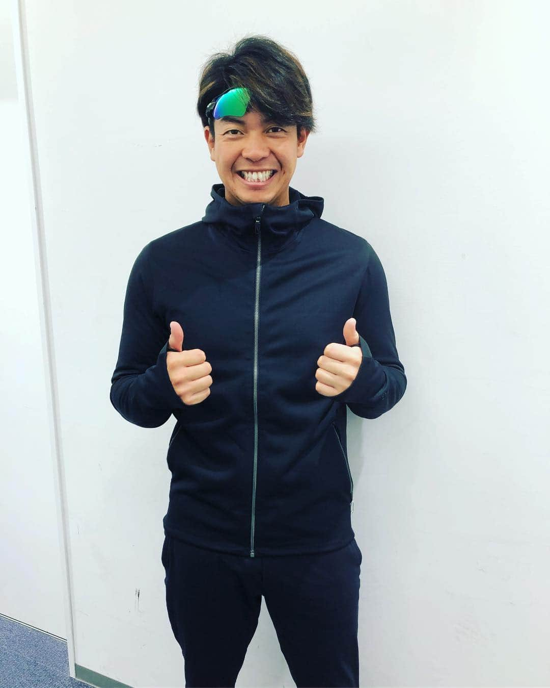 白崎浩之さんのインスタグラム写真 - (白崎浩之Instagram)「最近お気に入りのlululemon🍋 @lululemonjp 練習や自主トレに着てるよー！ なんならちょっとそこまでのお出かけにも着てるよー🏃‍♂️ みんなも着てみる？ もともとヨガのウェアなのでめっちゃ着やすくてノンストレス社会♫ ぜひぜひー♫  #ルルレモン #lululemon #お気に入り #白崎浩之」12月1日 18時00分 - shirasaki_hiroyuki