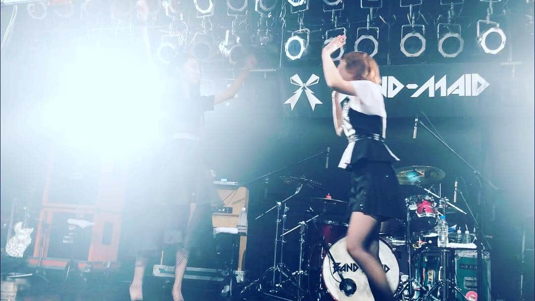 BAND-MAIDさんのインスタグラム写真 - (BAND-MAIDInstagram)「#worlddomination #bandmaid #wdbm」12月1日 23時24分 - bandmaid.jp