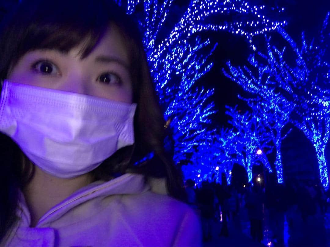國本未華さんのインスタグラム写真 - (國本未華Instagram)「これが… 青の洞窟！！イルミネーション #渋谷 #代々木公園  #とっても綺麗でした #驚いた #ブレた #加工なし」12月2日 0時10分 - kunimoto_mika