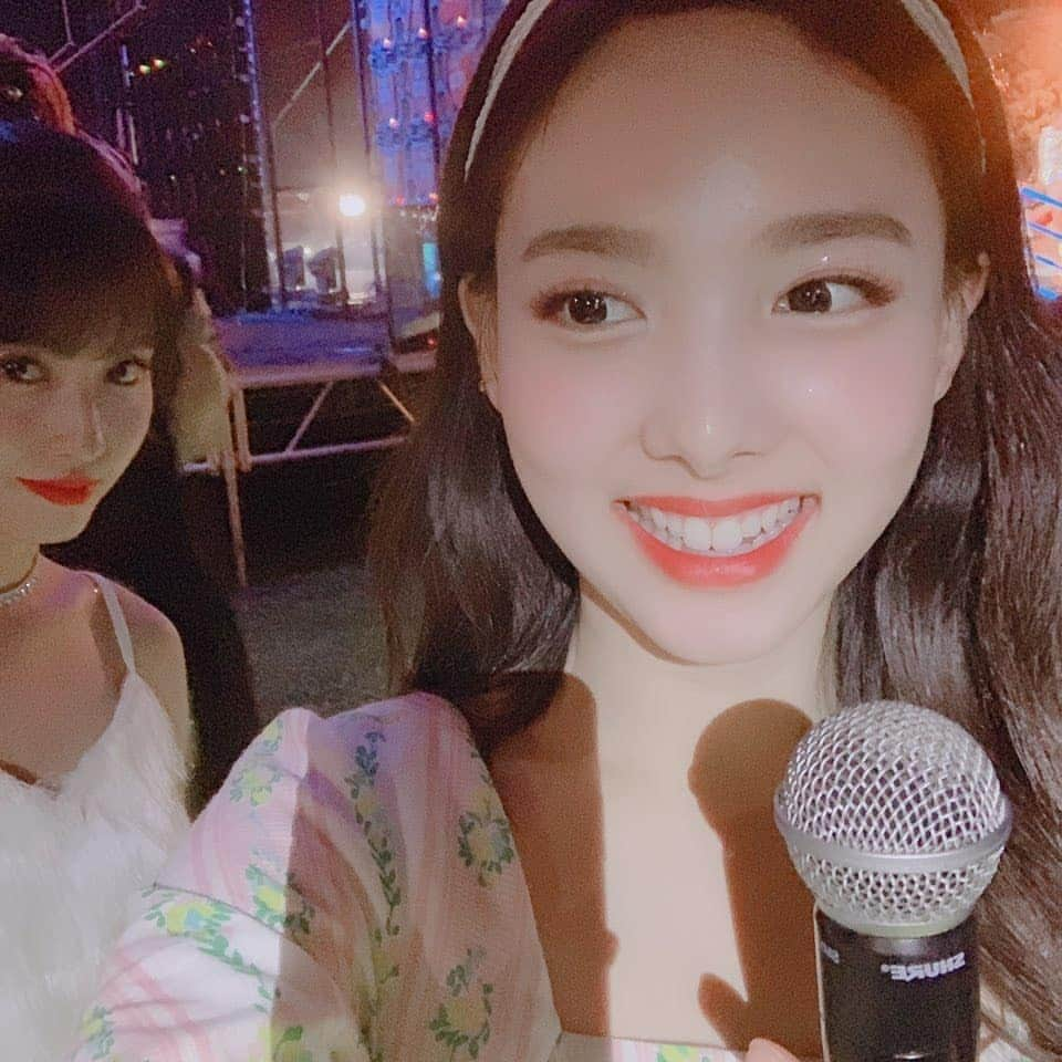 TWICEさんのインスタグラム写真 - (TWICEInstagram)「💝안뇽」12月2日 0時34分 - twicetagram