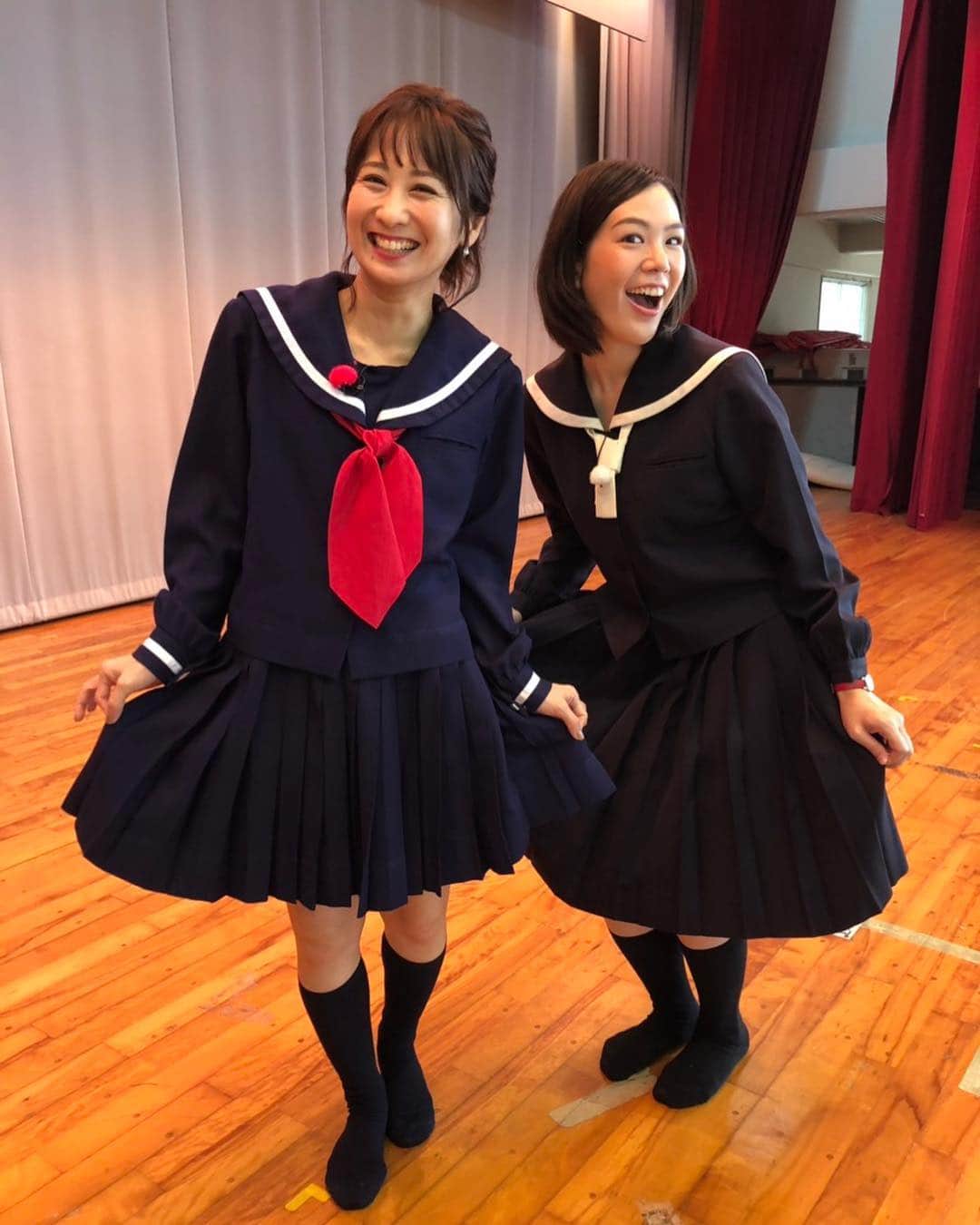 糸数美樹のインスタグラム：「🙇‍♂️🙇‍♂️🙇‍♂️ #なんかすんません #昨日のAランチはロケで北農高校いってきました！ #したらまさかのセーラー服 #さーせん #いちょー母校の制服まだあるんだよね無駄に笑 #今度は興南の制服かな← #また着ようぱー #みすずちゃんのフレッシュなこと #田久保さんと私大丈夫？笑 #でも久しぶりに高校生と触れ合えて楽しかった #みんなキラキラしてたよー #いいなー高校生 #お粗末様でした #田久保諭 アナ #仲村美涼 アナ #みきとにー #Aランチ」