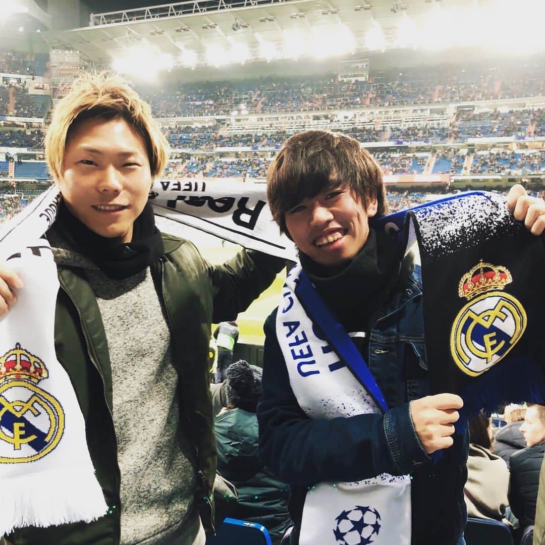 AJ UNITEDのインスタグラム：「レアルvsバレンシアの試合を生で観てきました！めちゃめちゃ楽しかったです👍  Real vs We have watched the game of Valencia live! It was a lot of fun.」