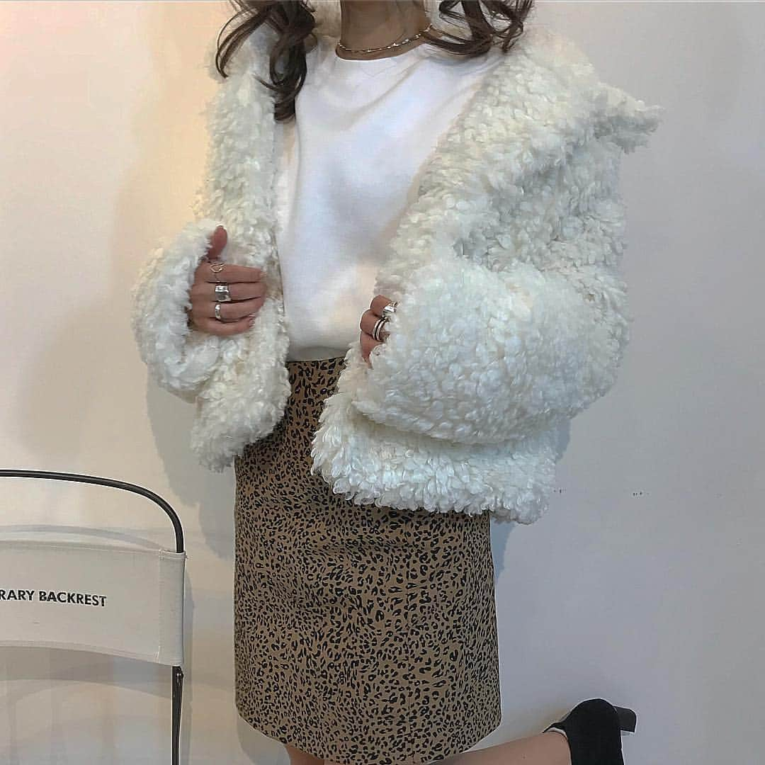 高田茉実さんのインスタグラム写真 - (高田茉実Instagram)「再入荷なしの poodle short coat❤︎❤︎ 最強にきゃわ🥐 @lilou__official」12月2日 19時11分 - __mamico