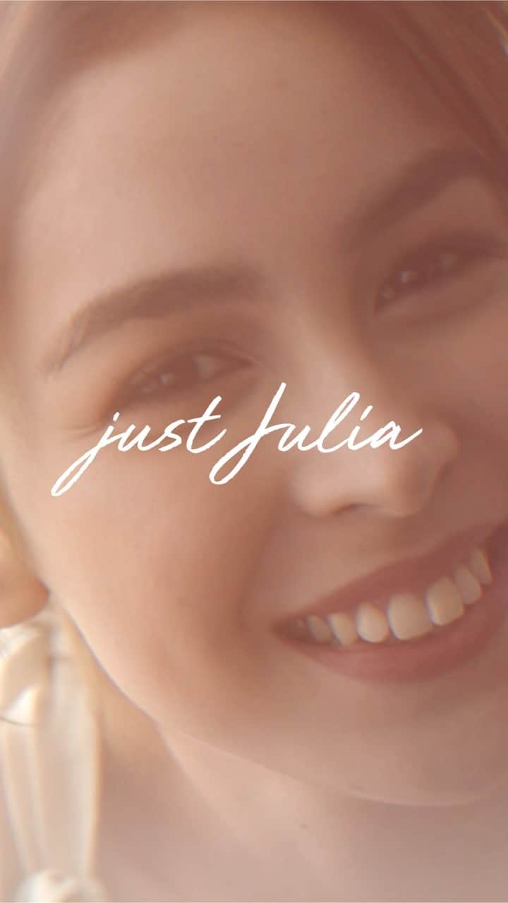 ジュリア バレットのインスタグラム：「So here it goes! My first video to kick-off my IGTV series. I hope you guys like it and get to know me from my own perspective. This is me; no script, no roles, no spotlight. Just entirely me, just Julia.」