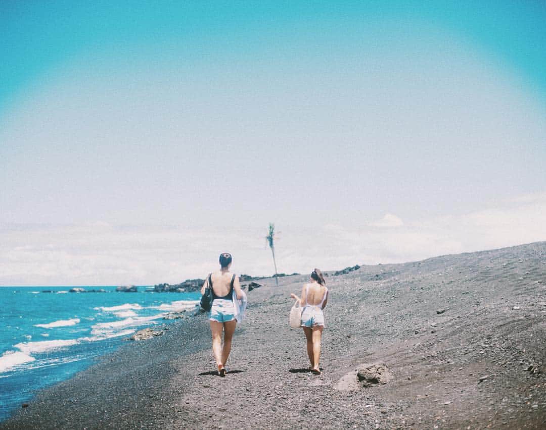 Amanda Kutakaのインスタグラム：「🌴」