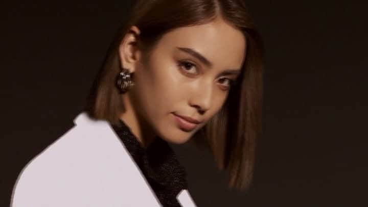 佐川理佳のインスタグラム：「@takizawakarenofficial  BUYMA TV CM @buyma_official  hair&makeup by me」