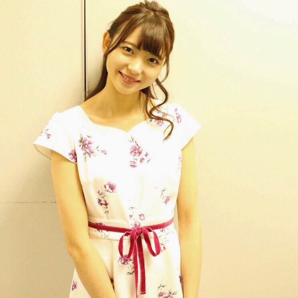 山田麻由のインスタグラム：「. . お久しぶりです…！ 本番からもう1ヶ月も経ってしまってびっくりです🙄(笑) . オープニングで着たワンピースが可愛くて お気に入りだったので載せようと思っていて 気が付いたら1ヶ月も経ってしまいました…😂 . もう懐かしい😢 . #ミス実践コンテスト2018 #ミス実践コンテスト #ミス実践 #実践女子大学#撮影 #撮影モデル #モデル #サロモ #サロンモデル #サロンモデル募集 #ワンピース #mischmasch #missjissencontest2018 #missjissencontest #jissenwomenuniversity #jissen  #mjc」
