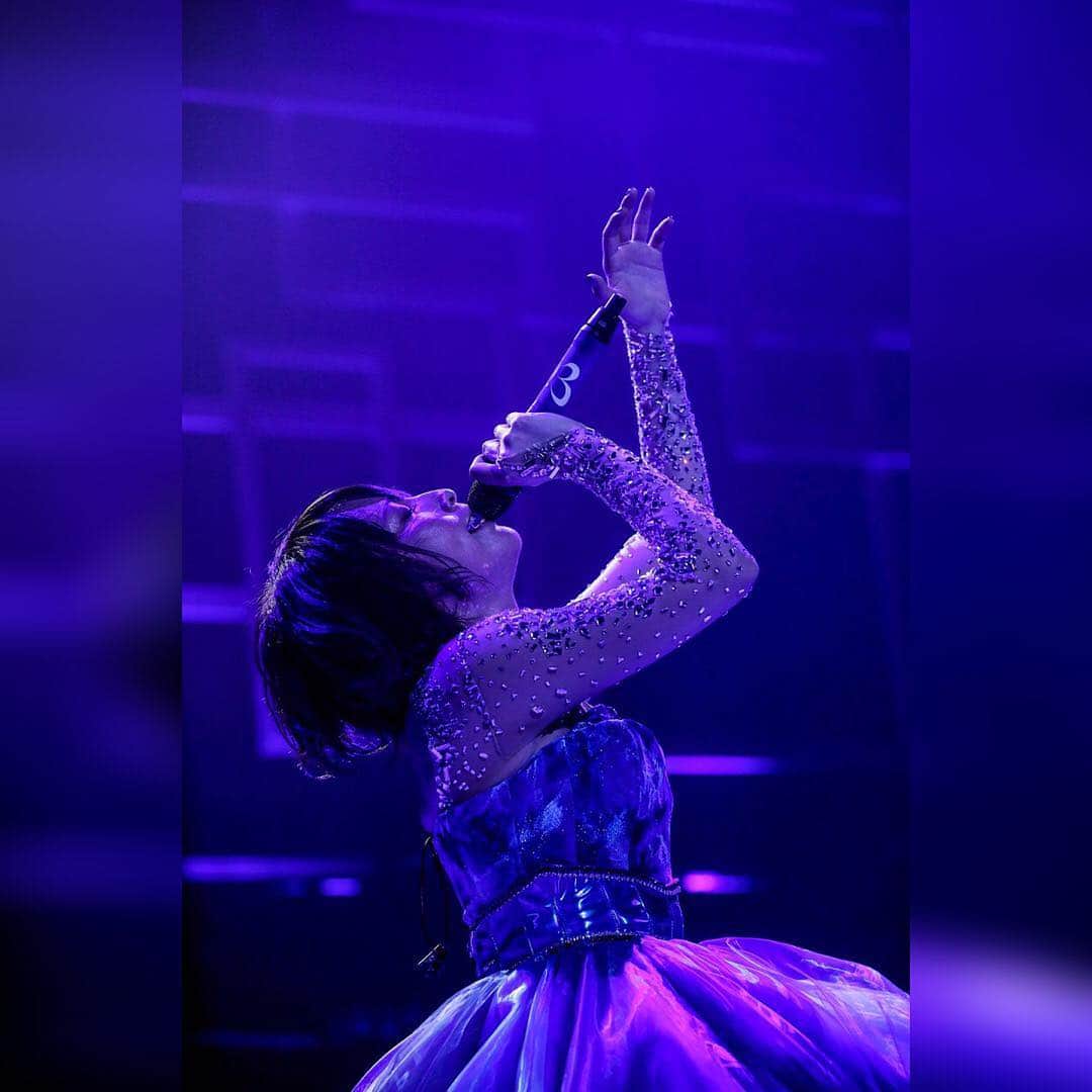 のインスタグラム：「藍井エイル Special Live 2018〜RE BLUE〜at 日本武道館  LIVE Blu-ray & DVD 12.5 Release . . #1205Relese #LIVE #武道館 #藍井エイル #eiraoi #Livephoto  #photo #JAPAN #anime #dress #blue#stage」