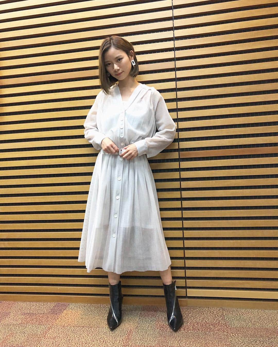 朝日奈央さんのインスタグラム写真 - (朝日奈央Instagram)「本日夜の7時56分〜放送の 「踊る！さんま御殿!!」出演させていただきます！！ テーマは 平成生まれ VS 昭和生まれです😆🌈 是非みてくださいーー！✨✨ #さんま御殿 #衣装#あさひ衣装」12月4日 16時10分 - pop_step_asahi