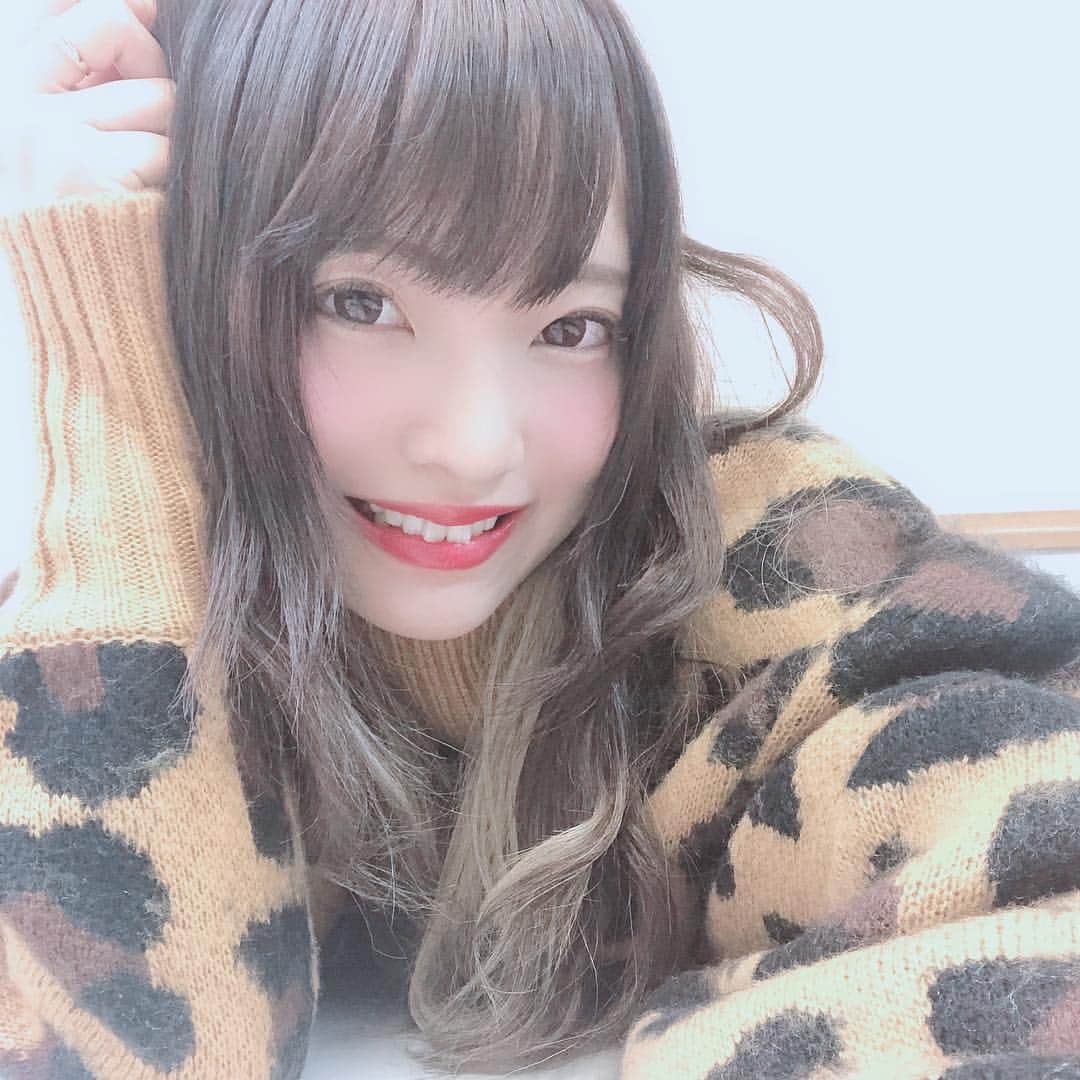 水無瀬ゆきさんのインスタグラム写真 - (水無瀬ゆきInstagram)「挑戦的なレオパード柄  #ヒョウ柄 #レオパード #ニット」12月4日 17時52分 - yukishan_m