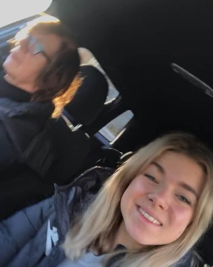 ニキ・ヴォリーズのインスタグラム