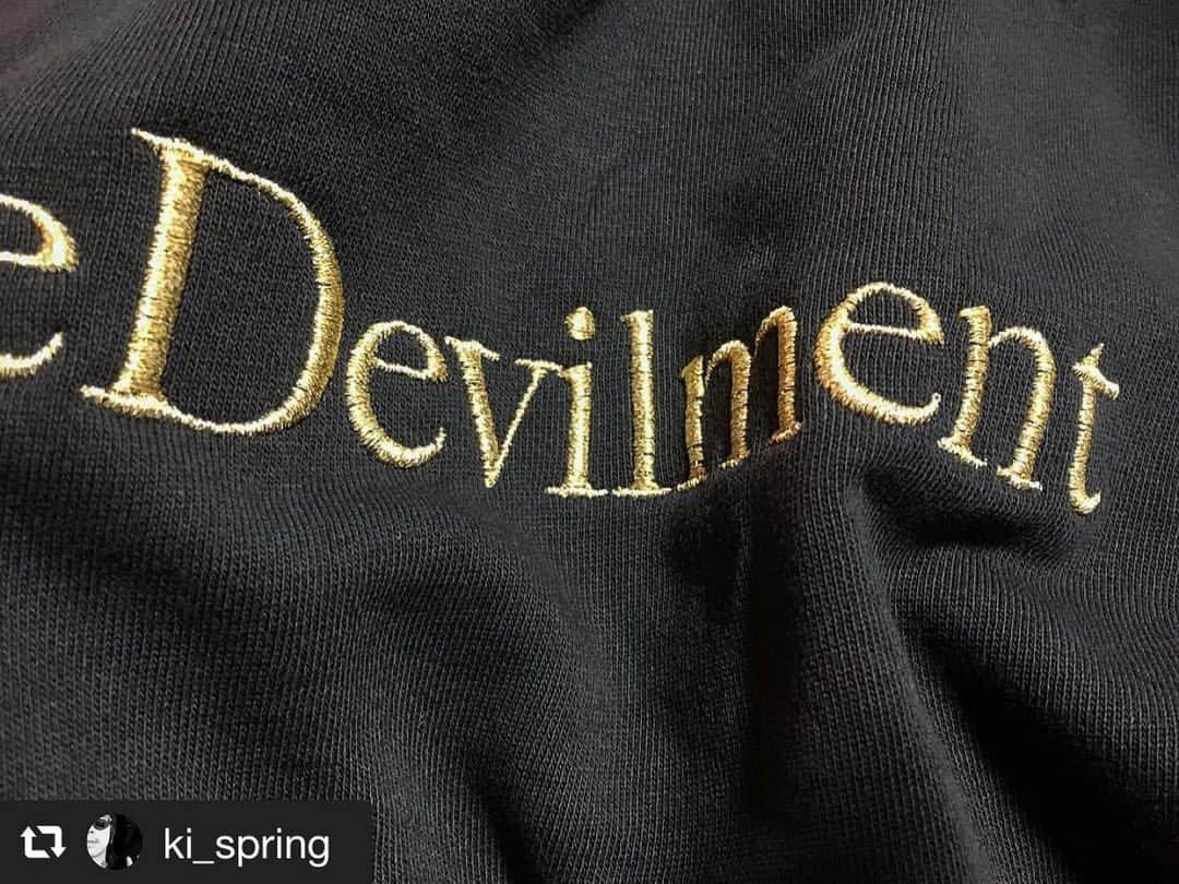 のインスタグラム：「#repost @ki_spring via @PhotoAroundApp  moon age devilment」