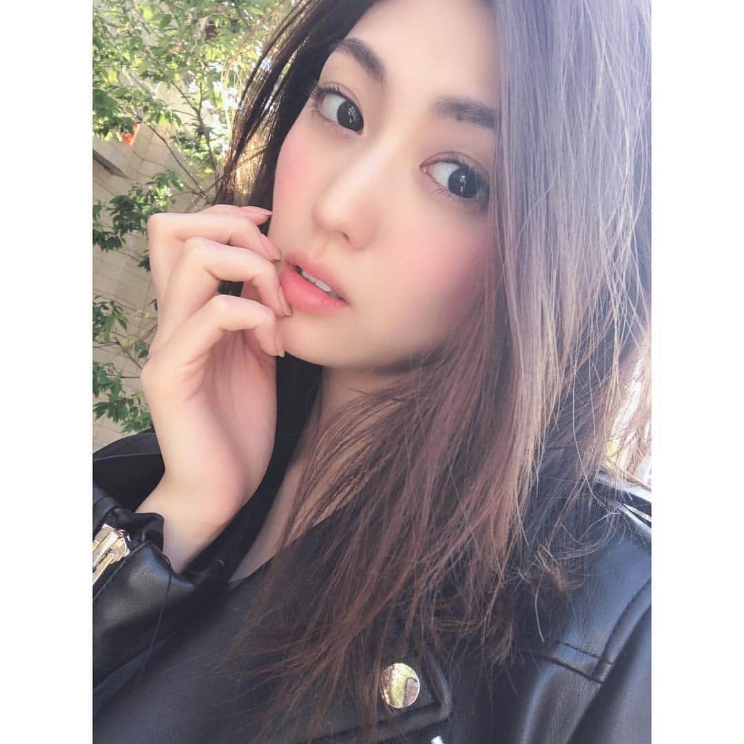 岩﨑名美さんのインスタグラム写真 - (岩﨑名美Instagram)「髪伸びてきた🐣🐣🍊」12月4日 21時08分 - nami_iwasaki