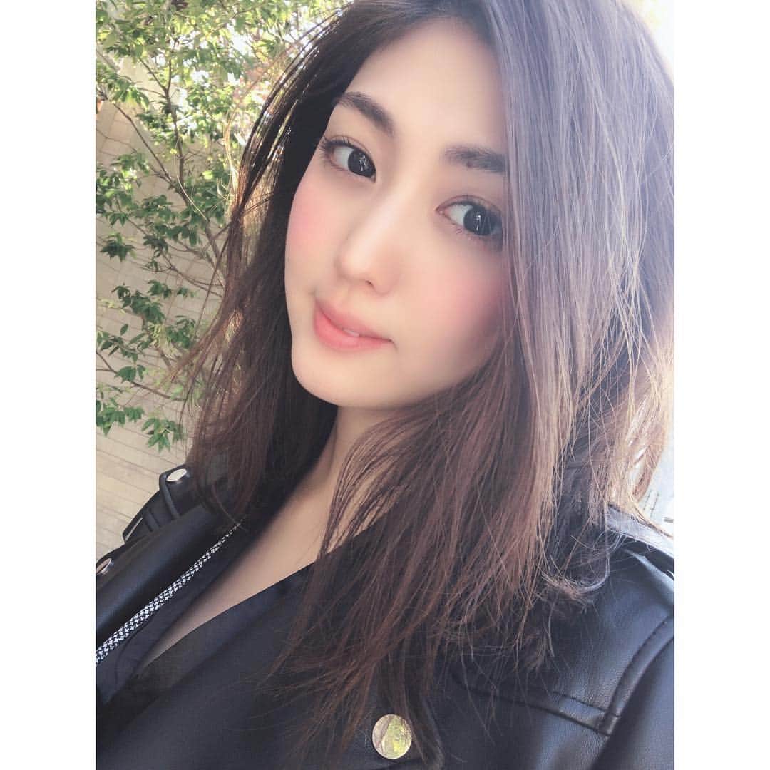 岩﨑名美さんのインスタグラム写真 - (岩﨑名美Instagram)「髪伸びてきた🐣🐣🍊」12月4日 21時08分 - nami_iwasaki