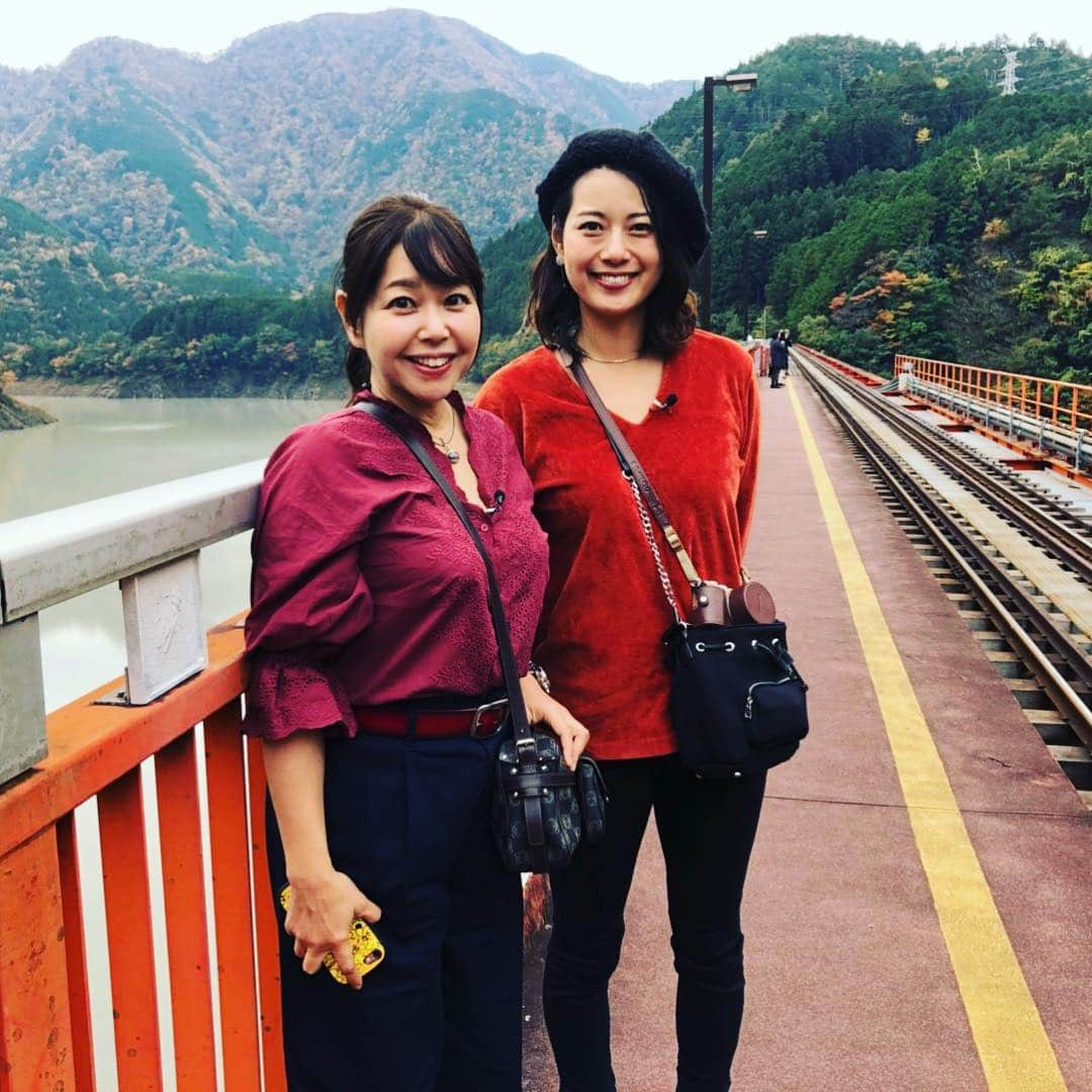 竹岡圭さんのインスタグラム写真 - (竹岡圭Instagram)「SL 大好きな私は、気がついたらこのロケで300枚も写真を撮っておりました😊ちなみにいちばん好きなのはC57でーす😘 なかなか日本！高速道路女子旅 tvk毎週月曜日20時55分〜（tvk映らない方もhttp://www.tvk-yokohama.com/naka_jpn/本編動画見られます）」11月11日 1時33分 - kei_takeoka