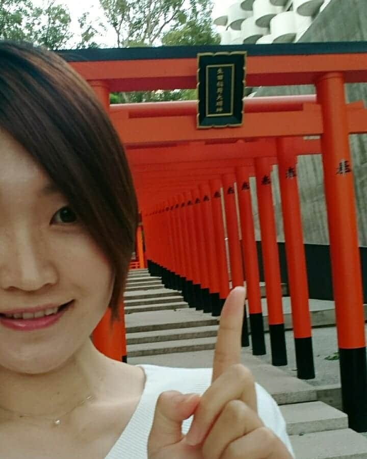 村田千鶴さんのインスタグラム写真 - (村田千鶴Instagram)「・ 神戸旅。 . . #生田神社 #縁結び #水みくじ #大吉 #Happy . . #半分フェイス」11月11日 1時45分 - muratachizuru