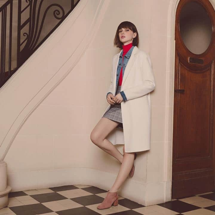 ステファンケリアンさんのインスタグラム写真 - (ステファンケリアンInstagram)「ANTIQUE -- PINK  Add a touch of antique pink suede to your style. Match the Bernice boots with a white coat for an elegant outfit.  #ootd #elegance #shoesaddict #stephanekelian」11月11日 1時55分 - stephane_kelian