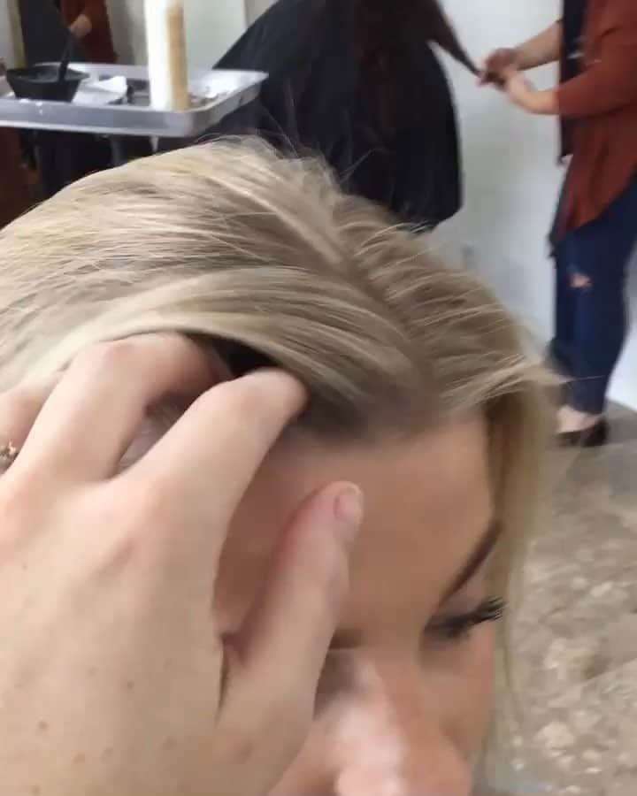 東京ビューティークリニック【公式】のインスタグラム：「Blonded ✨ by @rachlauterwasser」