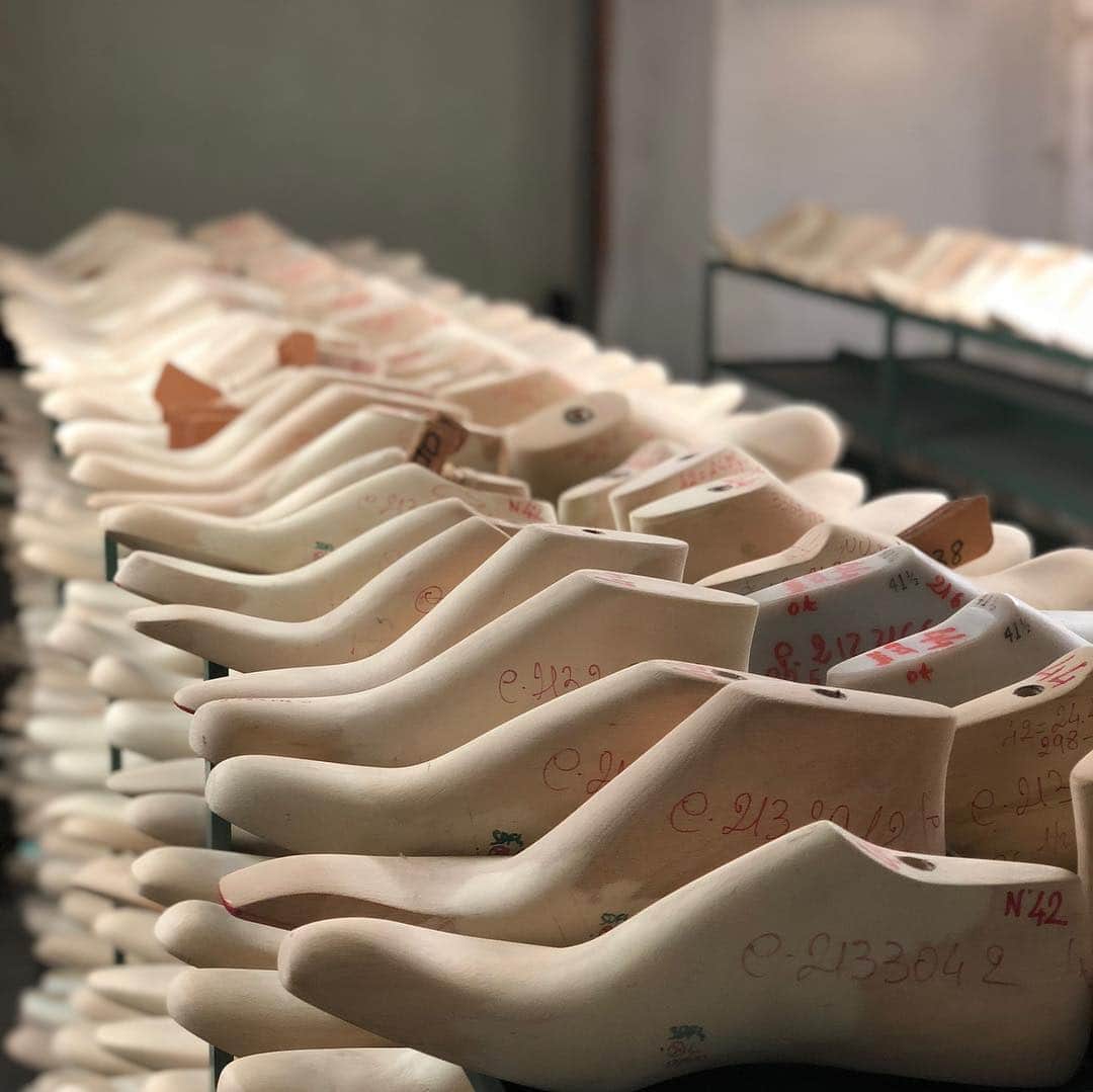 前澤友作さんのインスタグラム写真 - (前澤友作Instagram)「Beautiful last for shoes. Studying.」11月11日 7時18分 - yusaku2020