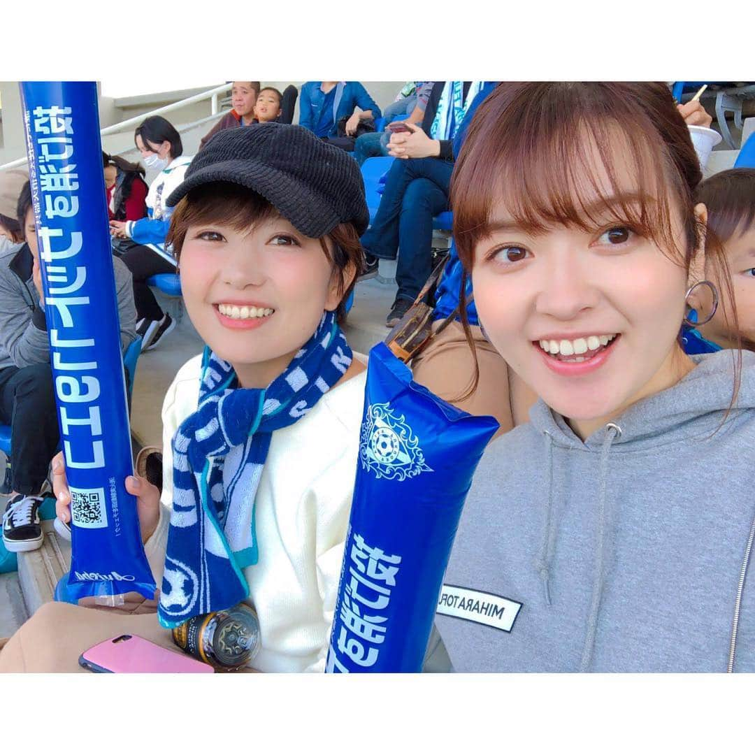 川崎優さんのインスタグラム写真 - (川崎優Instagram)「. . まなちゃん誘ってアビスパのホーム最終戦⚽️ 石津選手のゴールで先制、その1点を守り切って勝利！圍選手のビッグセーブも💪 残り１試合岐阜戦とプレーオフ３試合勝って…J1復帰に期待してます！ . . スタジアムの熱気にもパワーをもろた🧔🏼✨楽しかった〜♬明日も仕事がんばろう！！！ #avispa #アビスパ福岡 #レベルファイブスタジアム #レベスタ #昇 #当日券買えてよかった涙 #OFFICENOIR」11月11日 19時15分 - yuu__noir