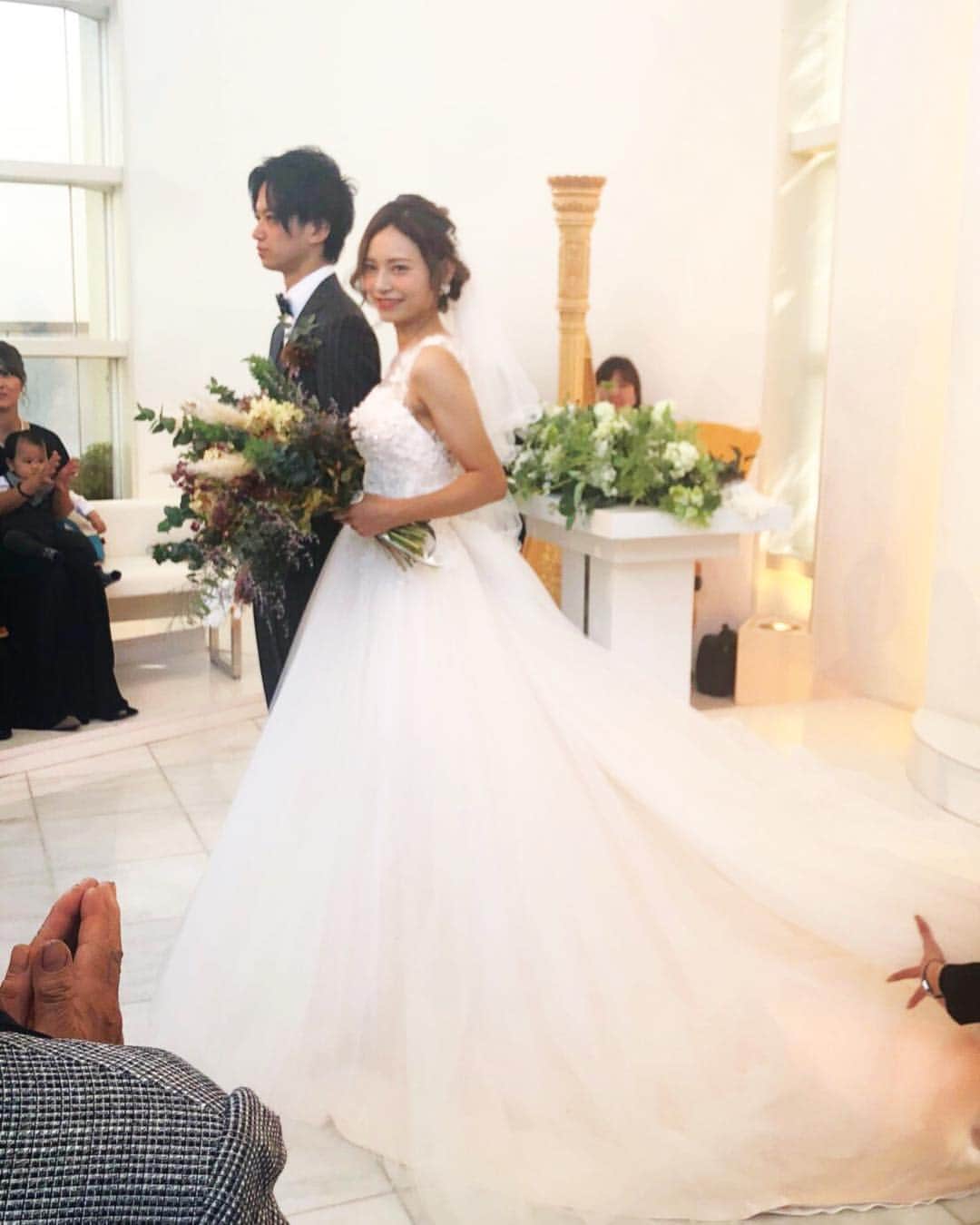 橋田昌実のインスタグラム：「11月3日 ﻿ ﻿ 家族で結婚式を挙げることができました🤵🏻👦🏻👶🏻👰🏻﻿ ﻿ ﻿ 参列してくださったみなさん、﻿ お祝いしてくださった方、﻿ サプライズムービーなどメッセージをくれた方、﻿ 本当にありがとうございました🙇🏻‍♀️💕﻿ ﻿ ﻿ ﻿  楽しかった過ぎて何回でもしたいw﻿ ﻿」