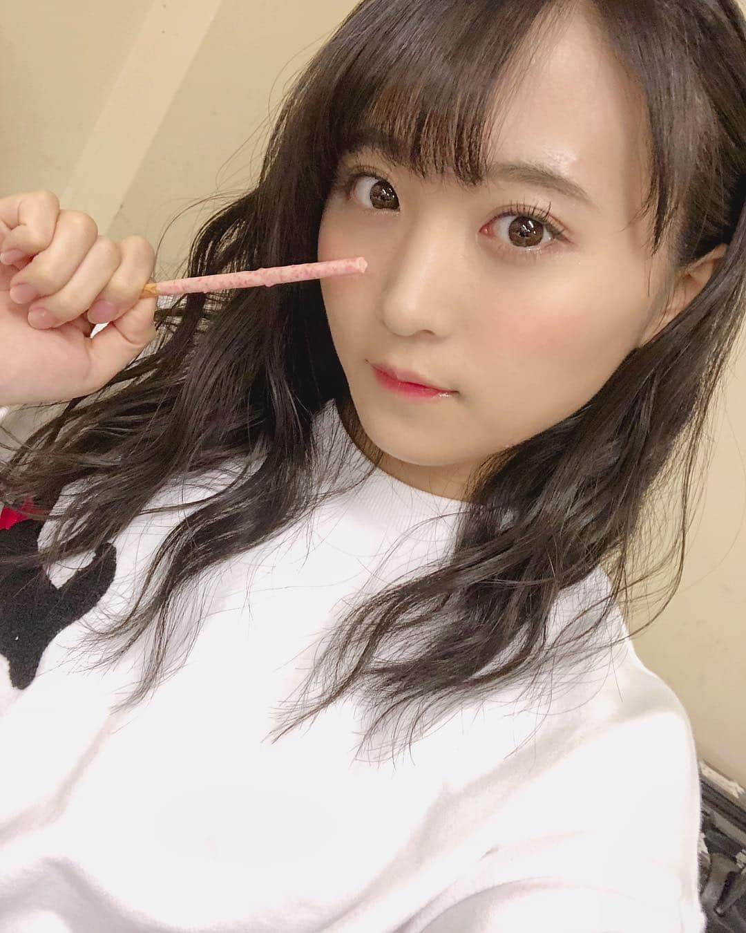 坂口渚沙さんのインスタグラム写真 - (坂口渚沙Instagram)「今日はポッキーの日😋. . イチゴ味のポッキー、 美味しかったなぁ💕. . #ポッキーの日.」11月11日 22時15分 - nagisa_sakaguchi