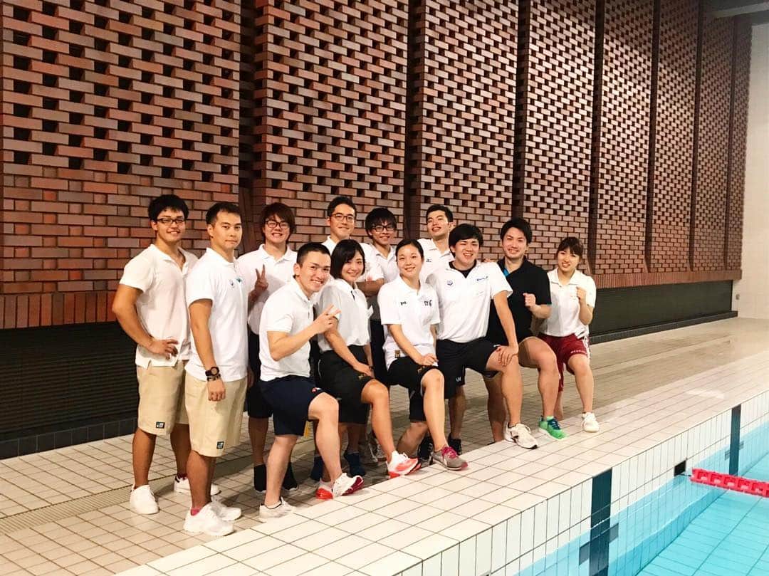 藤巻紗月のインスタグラム：「🐠👏🏻🐠👏🏻🐠👏🏻 【第一回全国学生記録会】 はじめて実行委員として大会の企画運営に携わりました。 どうなるか不安もあったけど、無事に終了。楽しかったという声が聞けて、本当に嬉しかったです。実行委員のメンバー、運営を手伝ってくださった皆様、大会を盛り上げてくれた選手の皆様、ありがとうございました！！！ #フィンスイミング #第一回全国学生記録会 #慶應mare #次はみんなでインカレ出よう #💪🏽」