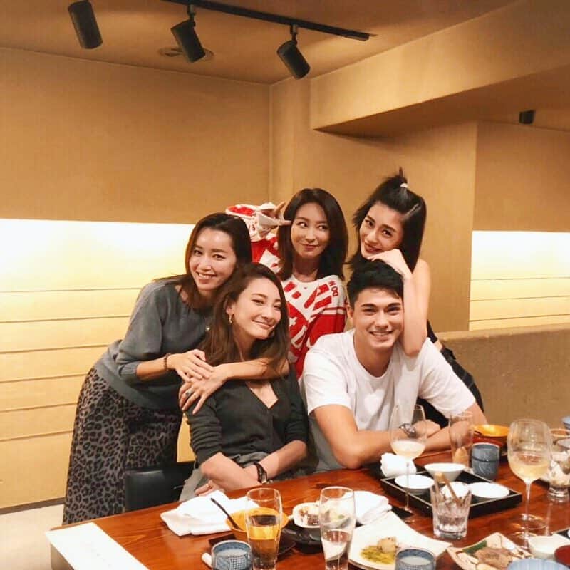 島袋聖南のグルメインスタ