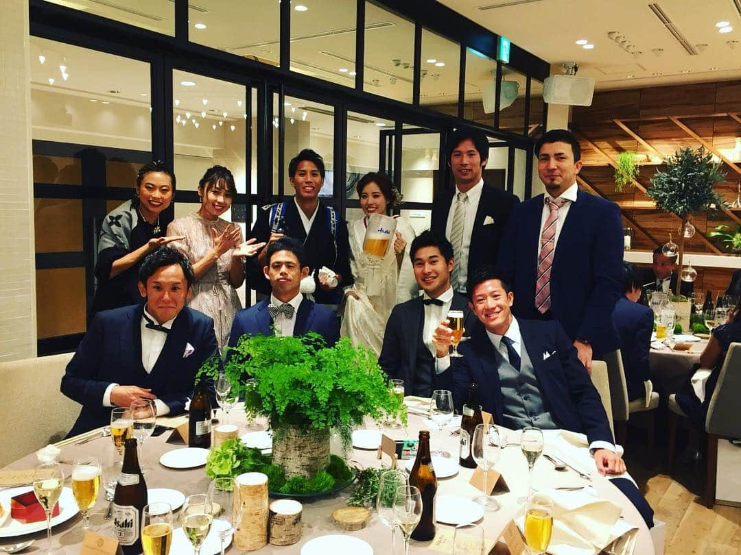 飯塚翔太さんのインスタグラム写真 - (飯塚翔太Instagram)「チームメイト松下の結婚式！ 良い時間でした！ありがとう！ 幸せのサポートみんなでします！笑 I was invited to my teammate wedding in tokyo. Omedeto. #matsushita#omedeto #ganbatte」11月12日 15時04分 - shoman0625