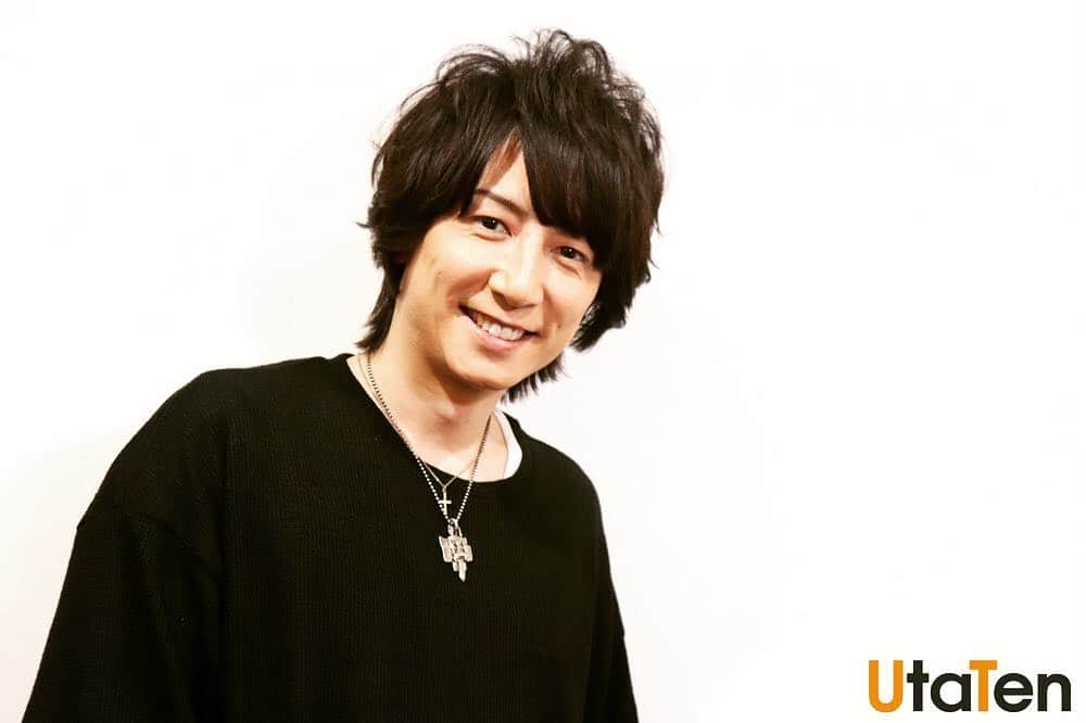 青木隆治さんのインスタグラム写真 - (青木隆治Instagram)「☆ 歌詞・音楽メディア 「UtaTen」 にてインタビュー記事が掲載されました〜！ です^ ^ ＝＝＝＝＝＝＝＝＝＝ ◎ファンクラブイベント◎ 2019年2月2・3日 舞浜シェラトン・グランデ・トーキョーベイ・ホテル 一泊二日でFACE・青木隆治をご堪能いただけるイベント！ ライブは青木隆治も参加、ツーショット撮影はもちろん、今回は交流会抽選にて、様々なサプライズを用意！ 本人とその夜にお出かけできるチャンスも！ 詳しくは近日公開！ ＝＝＝＝＝＝＝＝＝＝ ◎青木隆治ディナーショー2018◎ 12/8(土) ガーデンテラス佐賀ホテル&マリントピア(佐賀) 12/9(日) 九十九島ベイサイドホテル&リゾートフラッグス(長崎) 12/22(土) 太閣園(大阪) ＝＝＝＝＝＝＝＝＝＝ 青木隆治 「Story」 20周年を記念して制作した楽曲。 感謝を込めて… 絶賛配信中！ 詳しくはブログをご覧ください！ ＝＝＝＝＝＝＝＝＝＝ Face ニューアルバム「STAR」 NOW ON SALE！ ＝＝＝＝＝＝＝＝＝＝ #青木隆治  #aokiryuji  #ryujiaoki  #face  #story  #tiarytv  #佐賀  #長崎  #大阪  #舞浜  #utaten」11月12日 18時13分 - ryuji_aoki_official