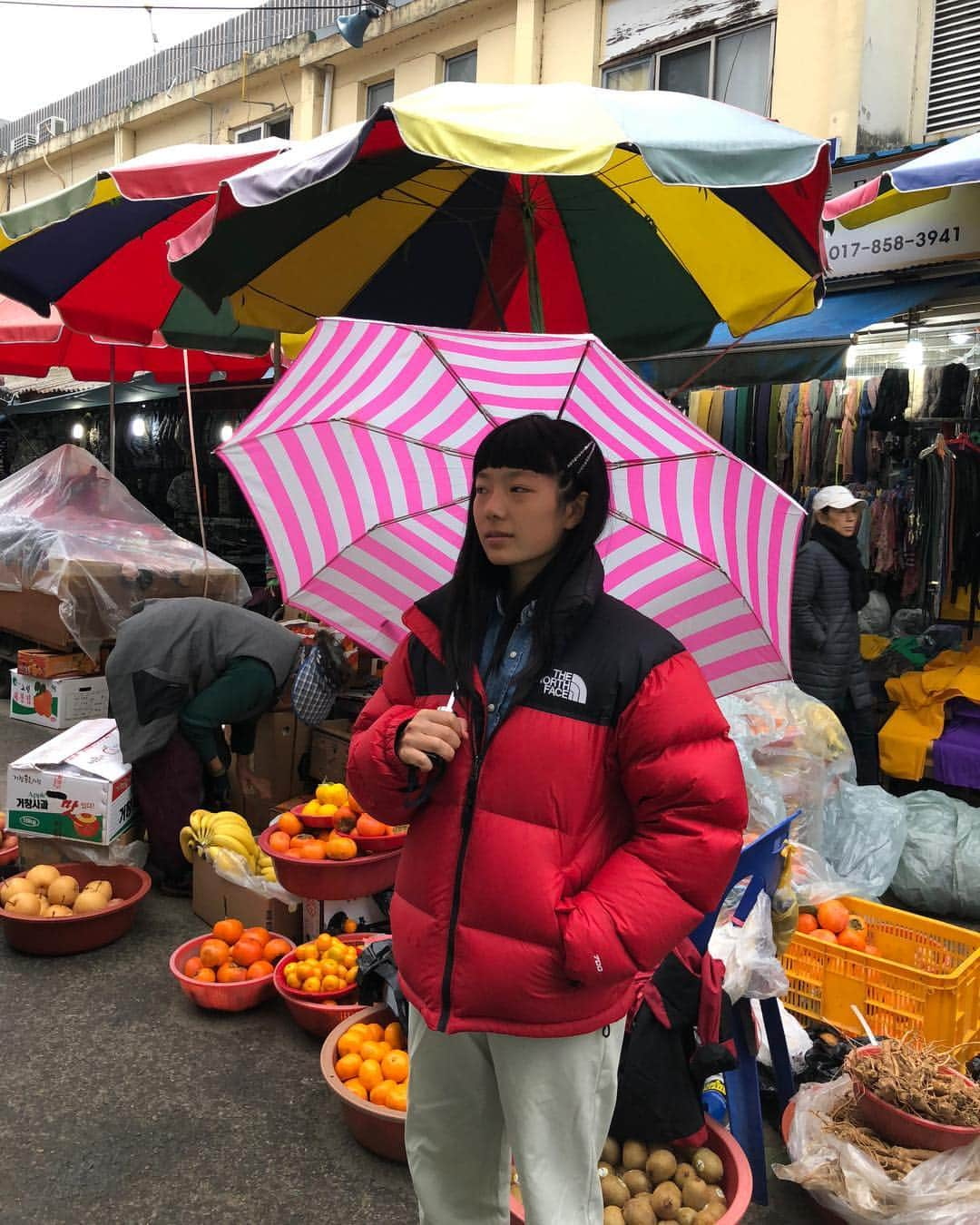 白石阿島さんのインスタグラム写真 - (白石阿島Instagram)「Stone roasted sweet potatoes are the best🍠🍠🍠😍. Don’t talk to me if u don’t agree.😪😪 #焼き芋」11月13日 22時49分 - ashimashiraishi