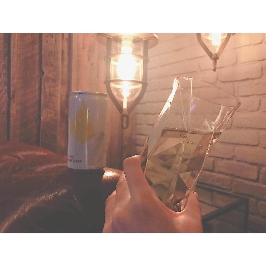 中川ジュリアさんのインスタグラム写真 - (中川ジュリアInstagram)「Blue Noteに RAIZINのnew炭酸飲料のパーティーで！大人な味わいと佐藤おおきさんプロデュースのグラスも多角形で綺麗🌹 寒かったから @murua_official のコート着れた〜あったかい😚 #RAIZIN #RAIZINCLEAR #PR #murua #murua2018autumn #murua2018winter #murua_snap #outer #coat #krisssoonik」11月13日 22時50分 - julia05_23