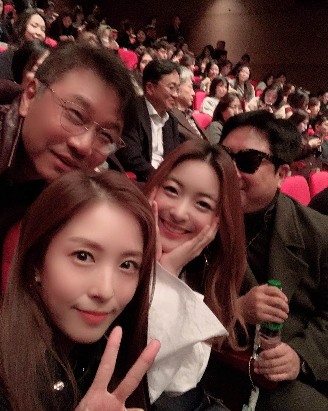 BoAのインスタグラム：「영화 단체 관람 🎥 #보헤미안랩소디」