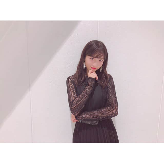 小栗有以さんのインスタグラム写真 - (小栗有以Instagram)「NO WAY MAN🧡🖤 ジャケ写はとても大人っぽく撮って頂きました〜💄💭 #NOWAYMAN # AKB48 . . .  NO WAY MAN 🧡🖤 Gambar jaket diambil sangat matang ~ 💄💭」11月14日 8時30分 - yuioguri_1226